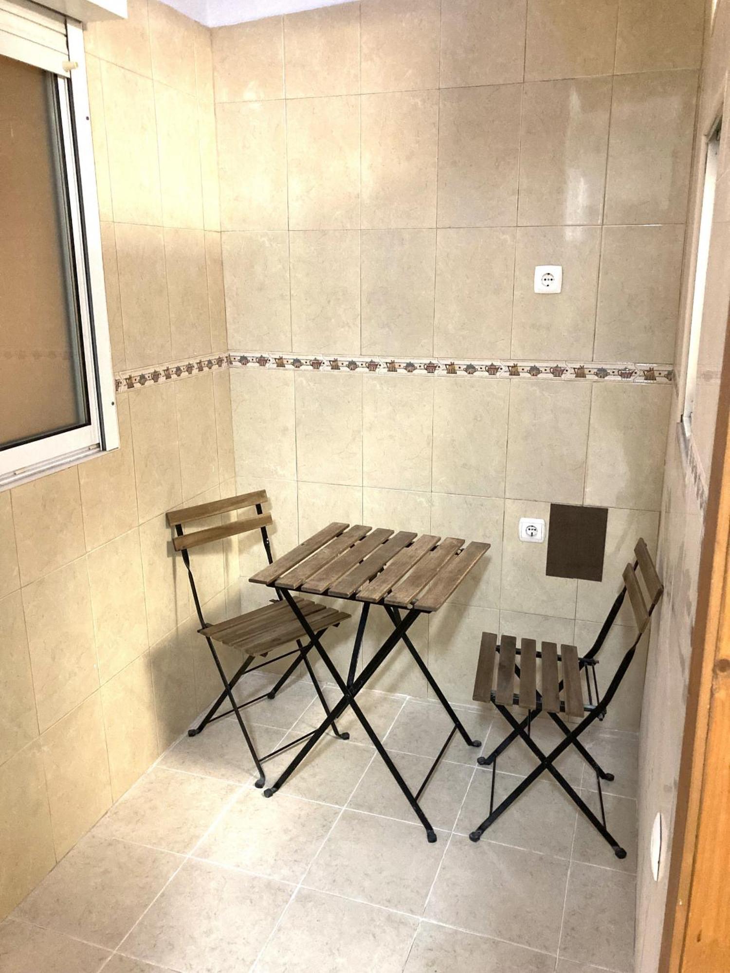 Lisbon T2 Apartment In Typical Villa In Sapadores Lisboa Екстериор снимка